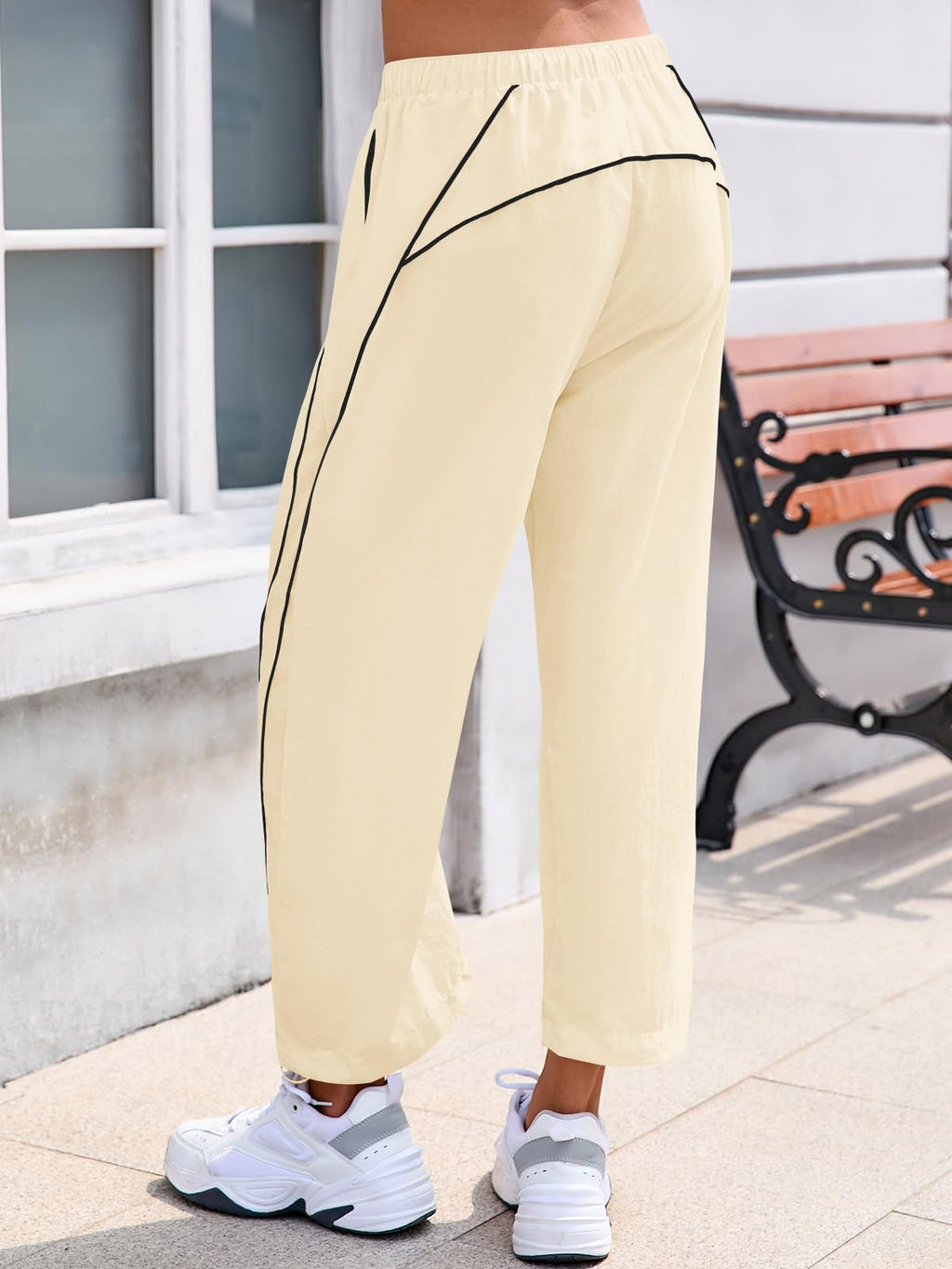 Fisoew Womens Baggy Wide Leg Pants Casual Elastic Waist Drawstring Hiking Workout Cropped Pants with Pockets