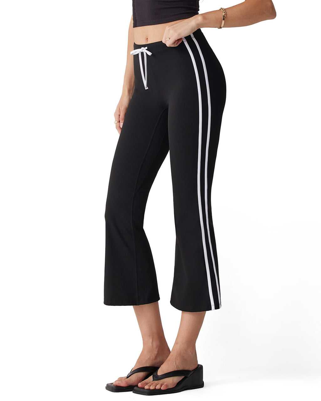 MOOSLOVER Women Flare Capri Yoga Pants High Waisted Side Stripe Drawstring Bootcut Flared Cropped Leggings