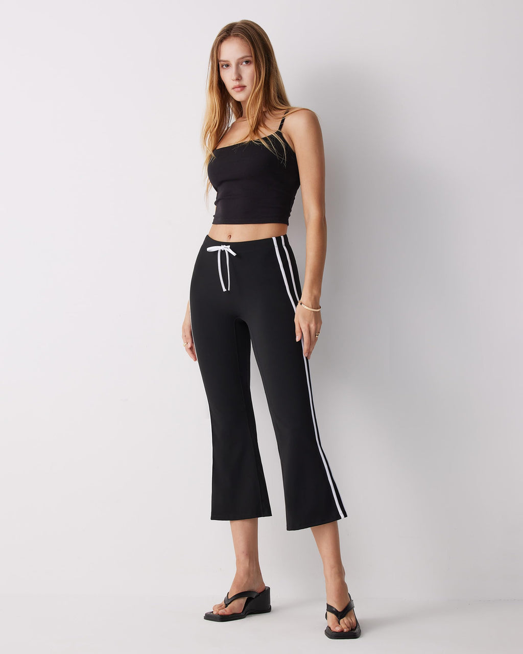 MOOSLOVER Women Flare Capri Yoga Pants High Waisted Side Stripe Drawstring Bootcut Flared Cropped Leggings