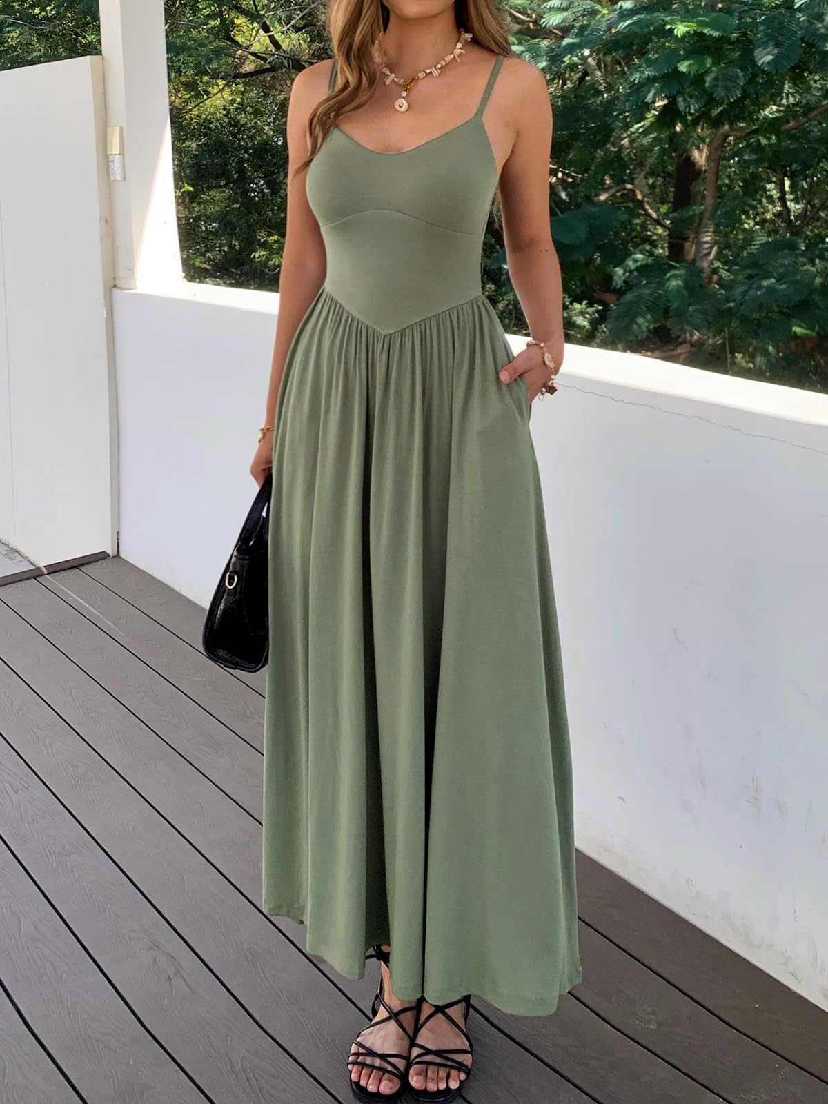 Womens Spaghetti Strap Maxi Dresses Summer Casual Sleeveless A Line Long Flowy Dress with Pockets Beach Sundresses