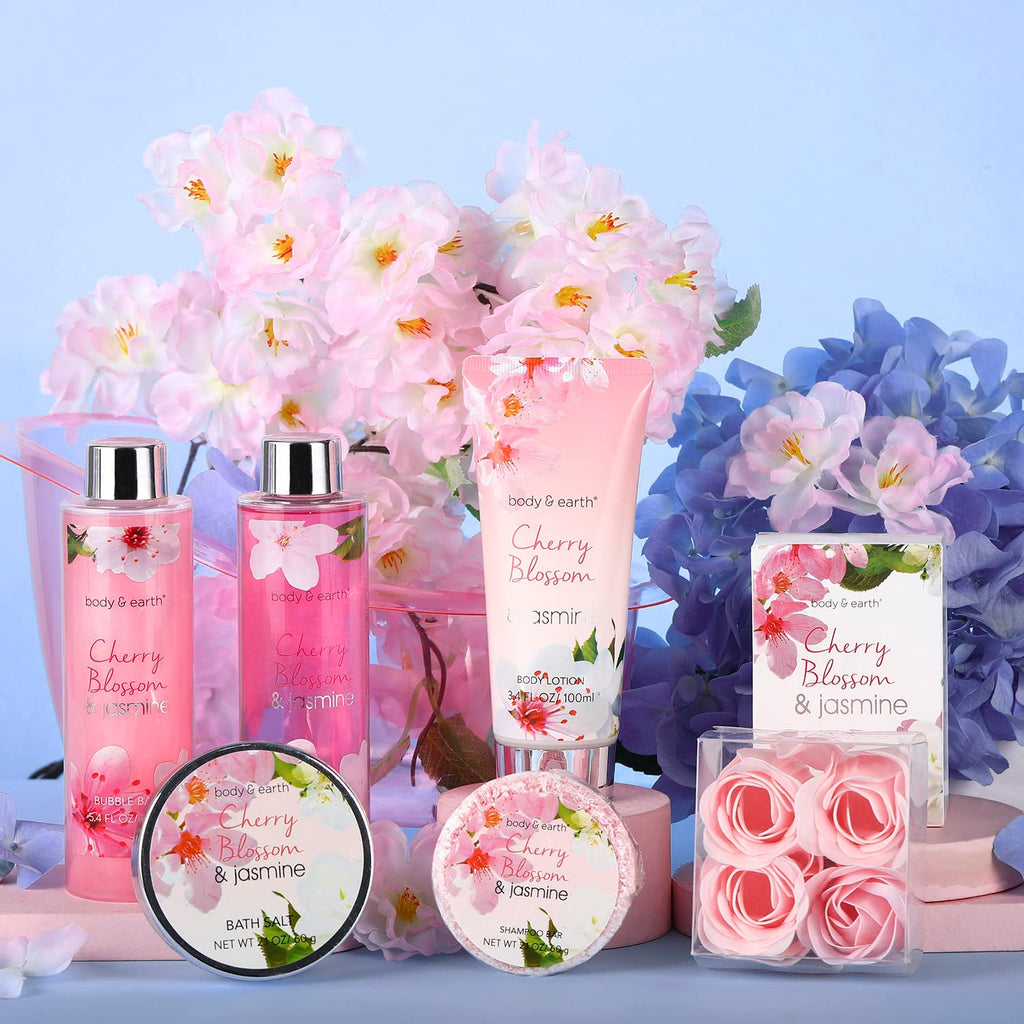 Gift Set for Women Body & Earth Gifts Set Lavender Gift Baskets For Women Bath Sets with Bubble Bath Body Lotion Scented Candle Mother‘s Day Gifts for mom
