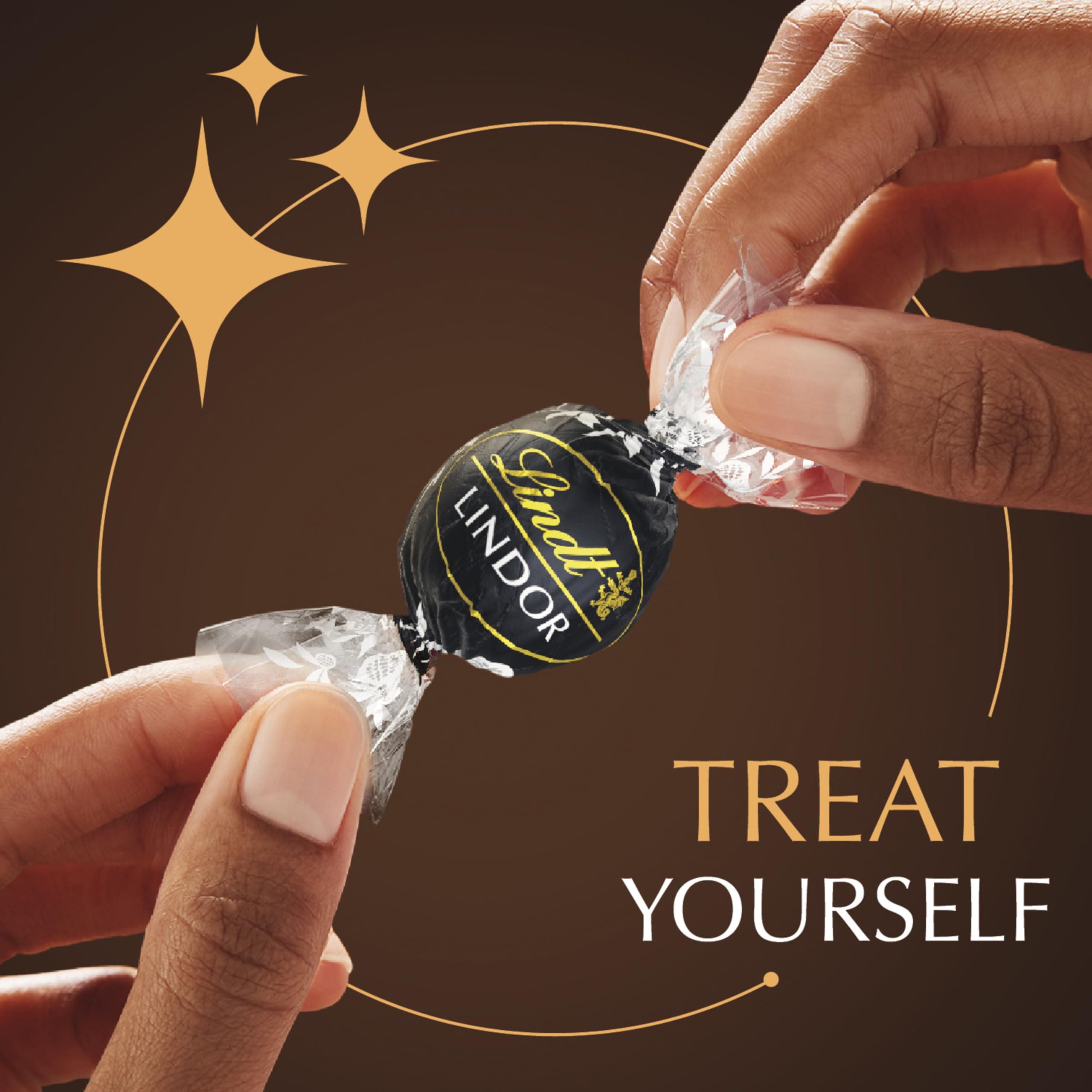 Lindt LINDOR Holiday Snickerdoodle White Chocolate Candy Truffles with Smooth, Melting Truffle Center, 8.5 oz. Bag