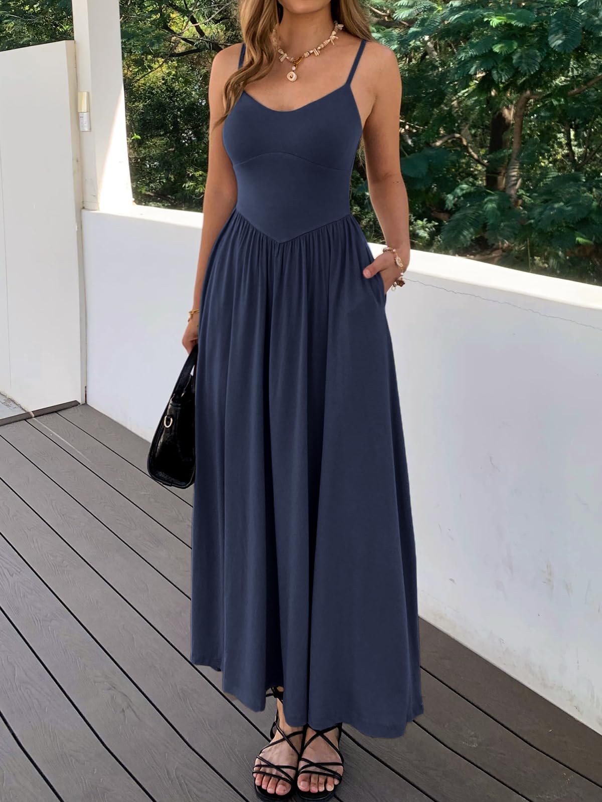 Womens Spaghetti Strap Maxi Dresses Summer Casual Sleeveless A Line Long Flowy Dress with Pockets Beach Sundresses