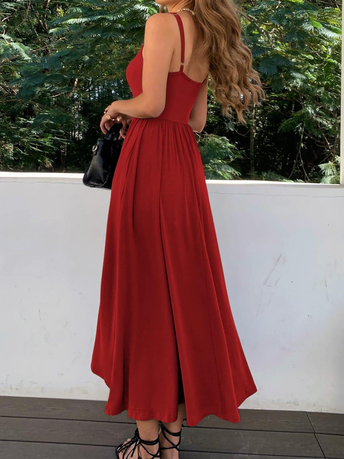 Womens Spaghetti Strap Maxi Dresses Summer Casual Sleeveless A Line Long Flowy Dress with Pockets Beach Sundresses