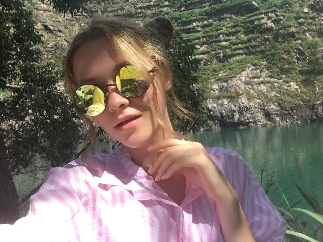 FEISEDY Retro Gothic Steampunk Sunglasses Round Metal Frame Punk Circle Inspired Shade Men B1857