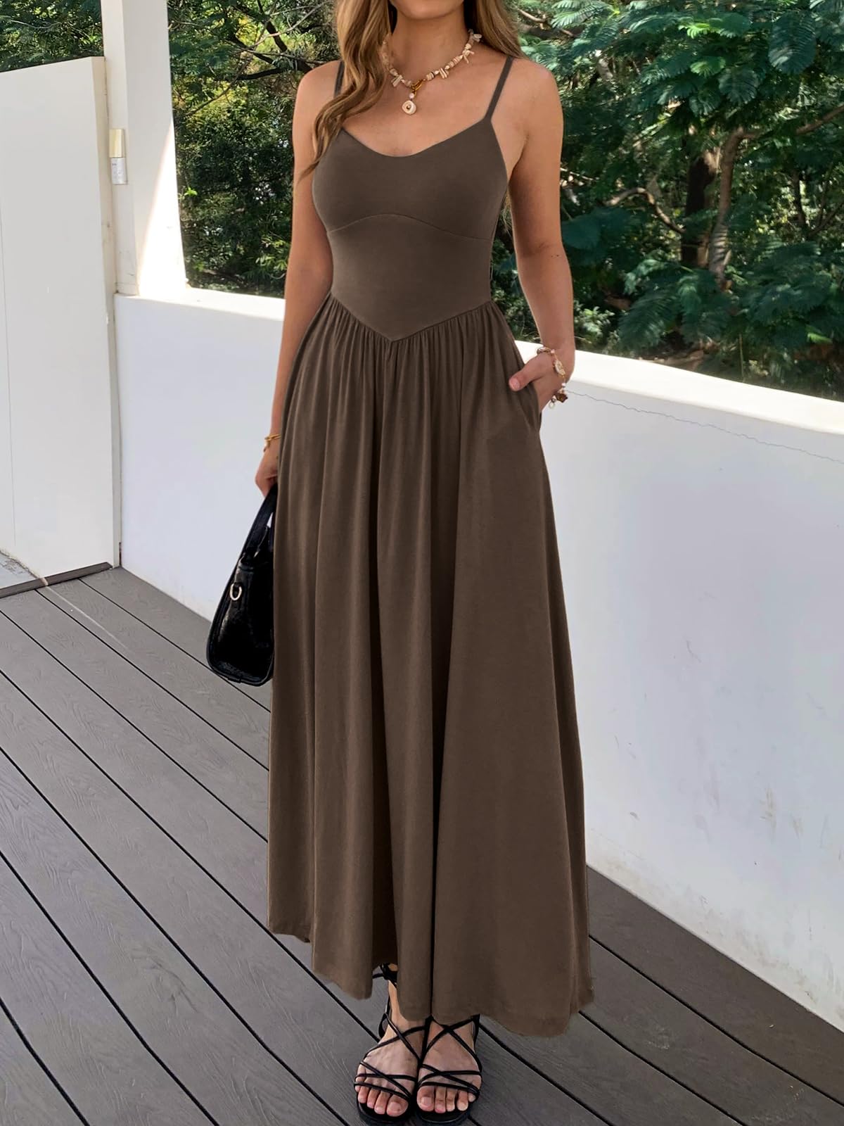 Womens Spaghetti Strap Maxi Dresses Summer Casual Sleeveless A Line Long Flowy Dress with Pockets Beach Sundresses