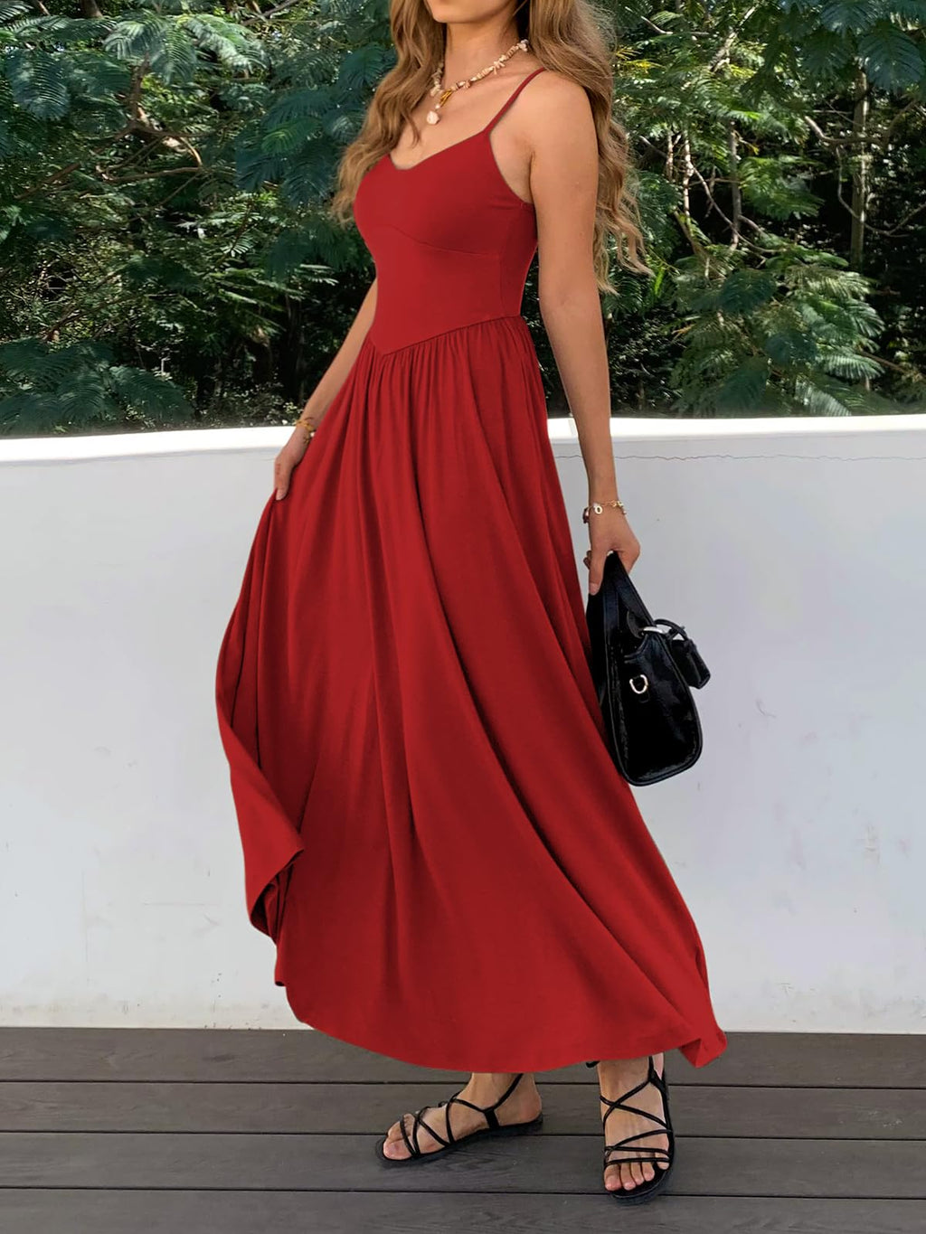 Womens Spaghetti Strap Maxi Dresses Summer Casual Sleeveless A Line Long Flowy Dress with Pockets Beach Sundresses