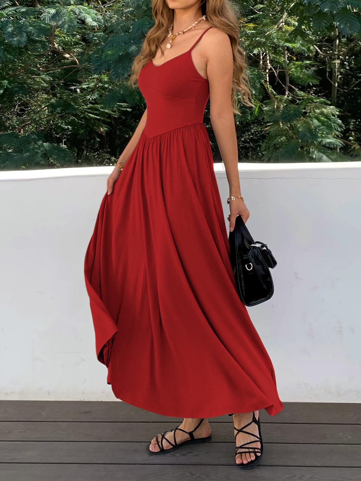 Womens Spaghetti Strap Maxi Dresses Summer Casual Sleeveless A Line Long Flowy Dress with Pockets Beach Sundresses