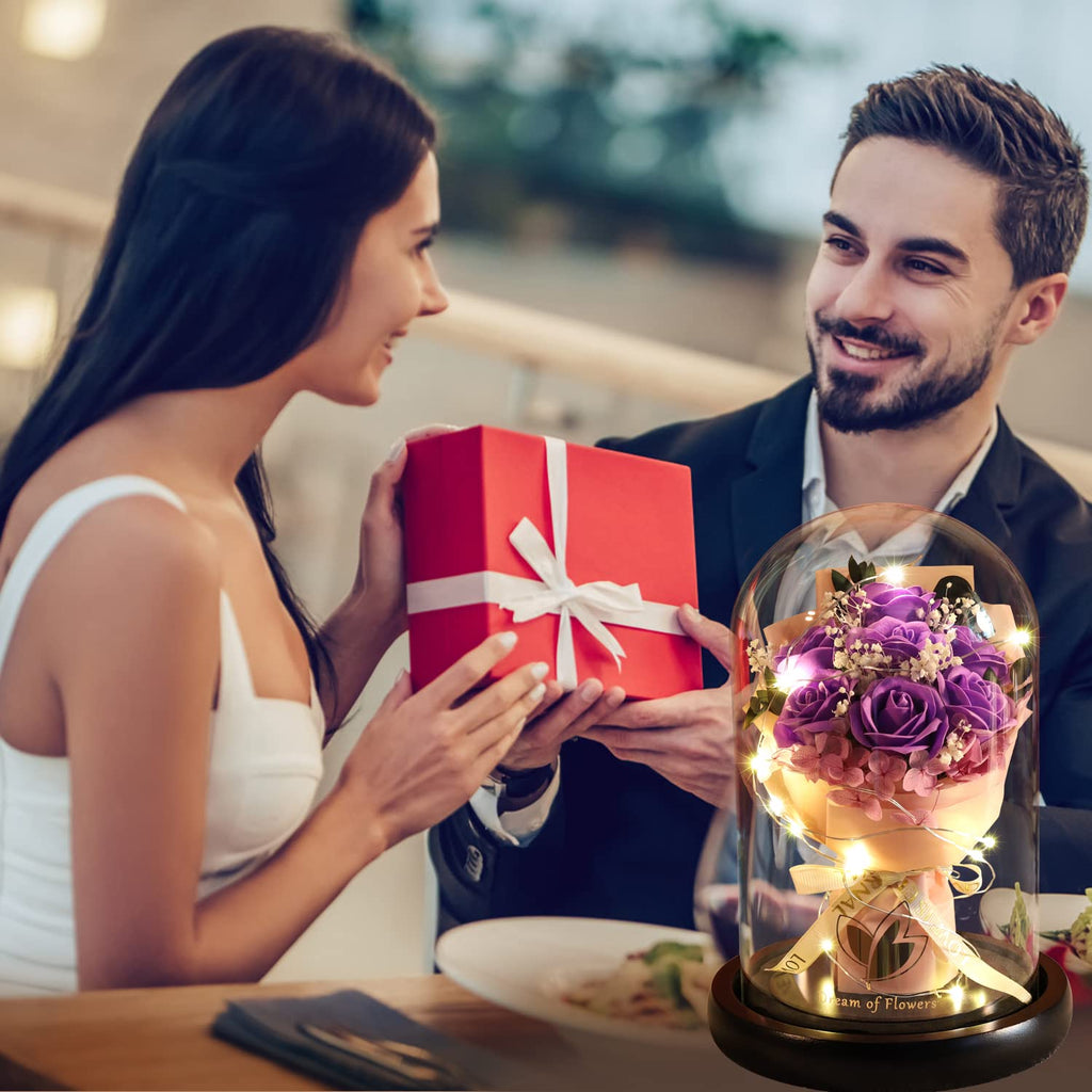 Beauty and The Beast Rose for Mom, Birthday Gifts for Women, Light Up Roses, Glass Dome Rose with LED Lights, Red Roses, Women's Gift for Mom Wife Grandmother