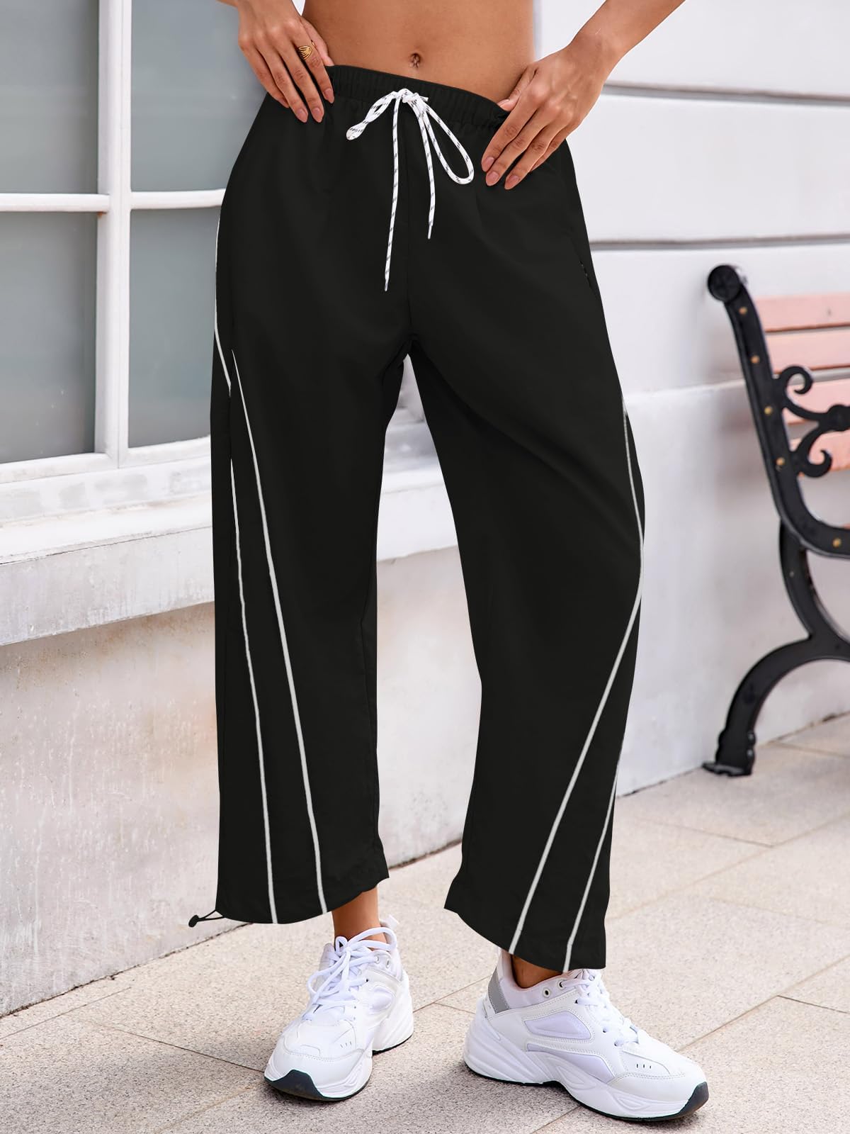 Fisoew Womens Baggy Wide Leg Pants Casual Elastic Waist Drawstring Hiking Workout Cropped Pants with Pockets