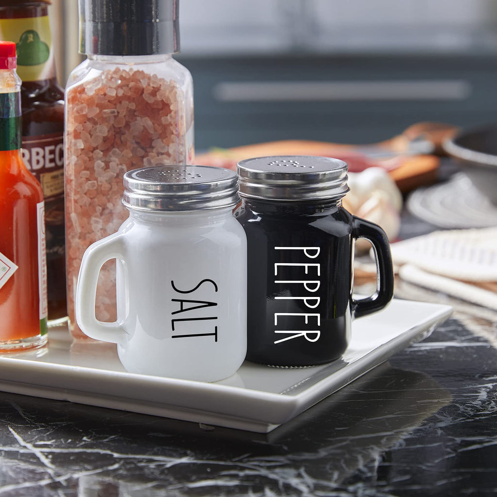 Red Salt and Pepper Shakers Set, ZOSUJO 4 oz Cute Modern Glass Christmas Red Shaker Sets with Stainless Steel Lids, Red Kitchen Decor and Accessories for Home Restaurants Weddings