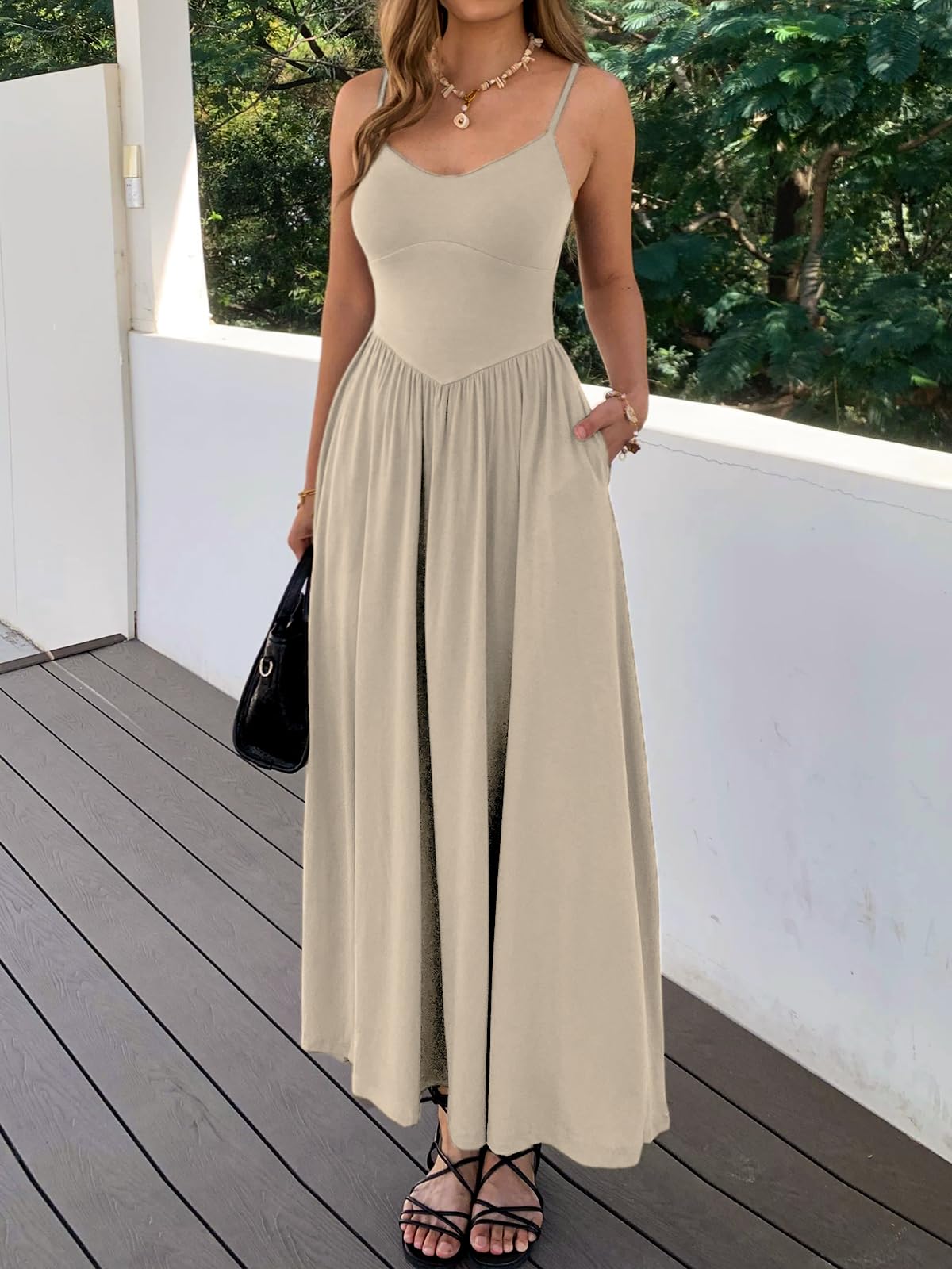 Womens Spaghetti Strap Maxi Dresses Summer Casual Sleeveless A Line Long Flowy Dress with Pockets Beach Sundresses