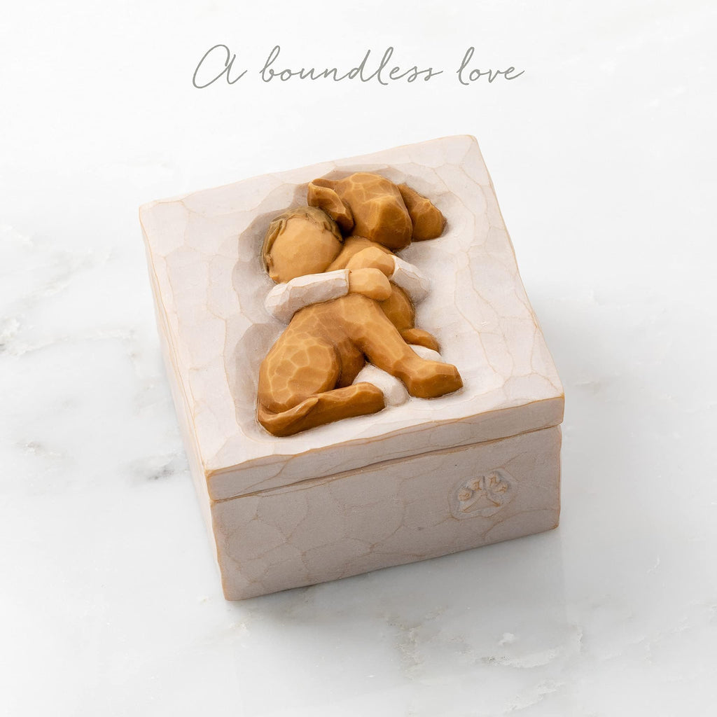 Willow Tree Grandmother, Love that Transcends the Years, Box for Jewelry and Treasures, Reminder of Those you Love who Call you Grandma, Sculpted Hand-Painted Keepsake Box