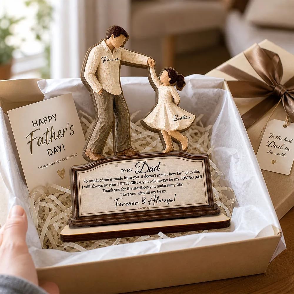 Personalized Fist Bump Dad and Kids Name Wooden Plaque, Custom Fathers Day Plaque for Dad Grandpa, Customized Sign Decorations for Daddy, Grandpa, Heartfelt Father's Day Birthday Gifts for Husband