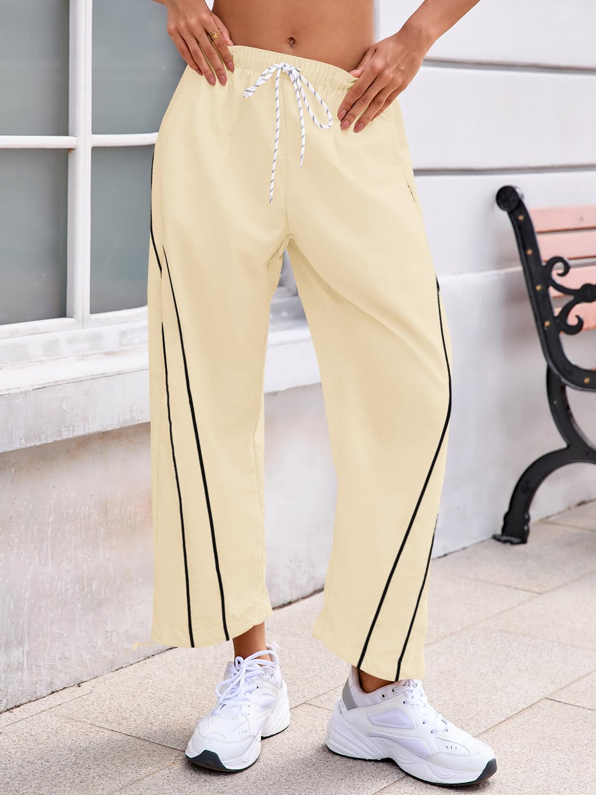 Fisoew Womens Baggy Wide Leg Pants Casual Elastic Waist Drawstring Hiking Workout Cropped Pants with Pockets
