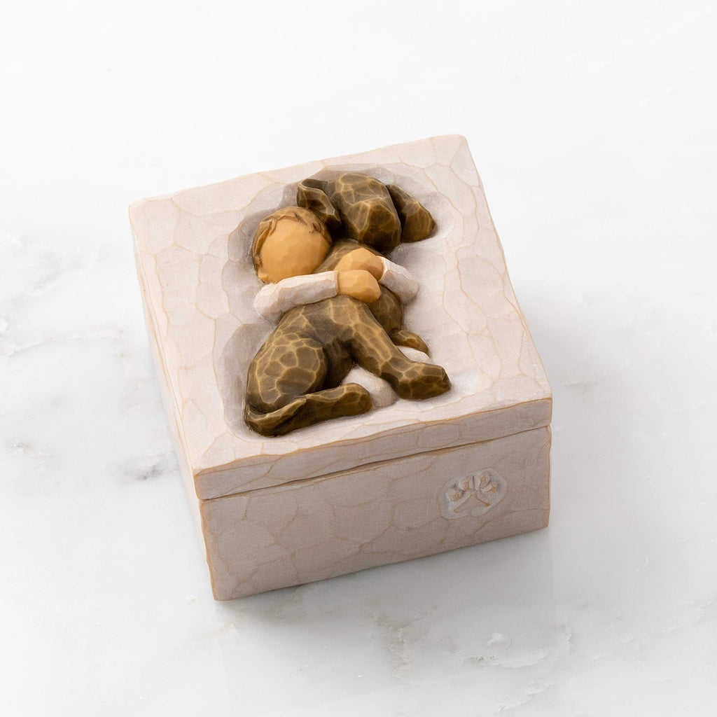 Willow Tree Grandmother, Love that Transcends the Years, Box for Jewelry and Treasures, Reminder of Those you Love who Call you Grandma, Sculpted Hand-Painted Keepsake Box