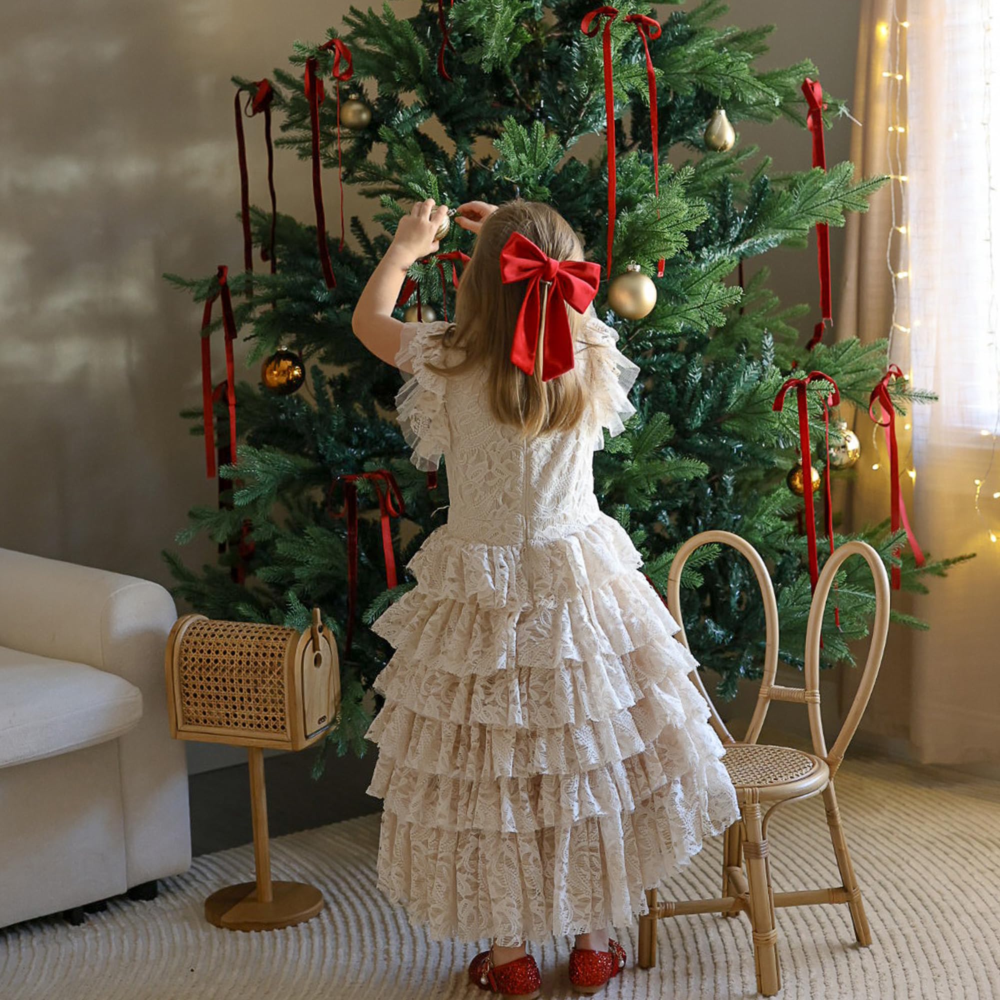 HOMCOM 7.5 Foot Artificial Christmas Tree, Nordic Pine Hinged Xmas Tree with 1218 Realistic Branches, Wide Steel Base, Auto Open, Green