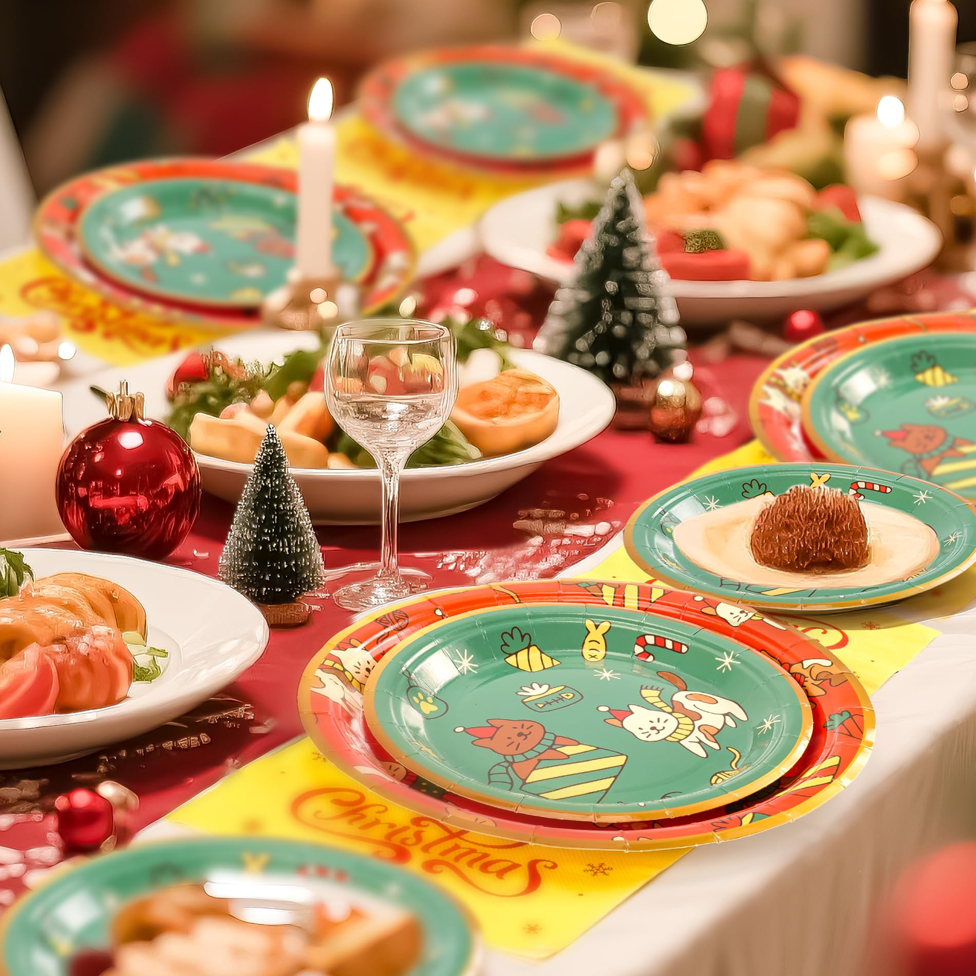 168pcs Happy New Year Party Supplies, Black and White Paper Plates Napkins Cups and Transparent Gold Cutlery for 24 Guests, 2026 New Year Disposable Tableware Supplies for Party Decorations