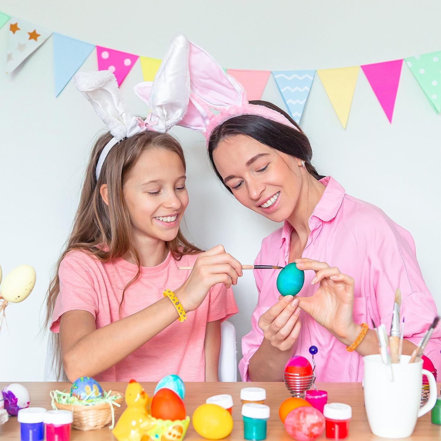Lesnala 48 PCS Easter Rubber Wristband Theme Party Bunny Egg Carrot Silicone Bracelet for Kids Teens Women Men Gifts Holiday Accessories Basket Stuffers Supplies