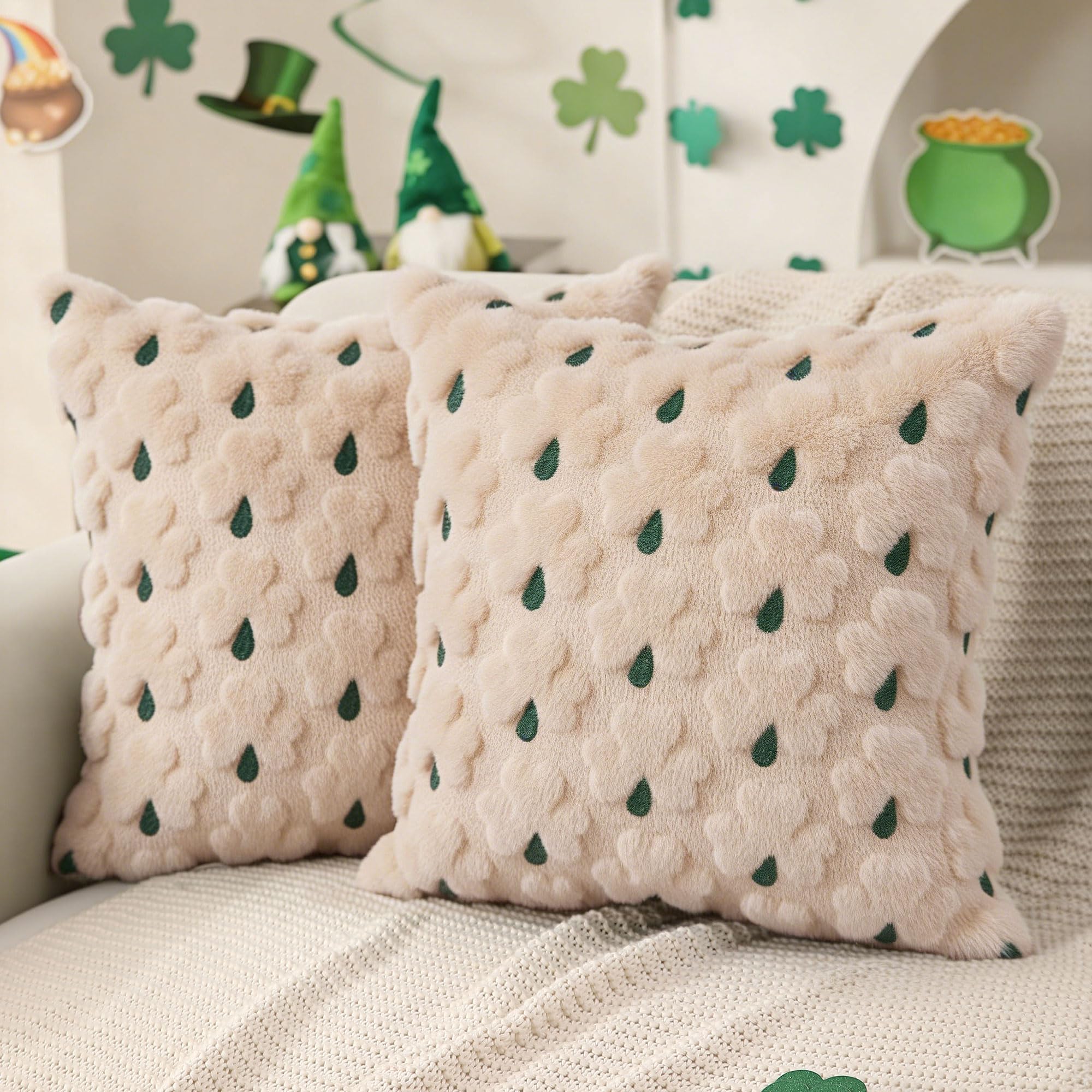 DFXSZ St Patricks Day Pillow Covers 18x18 inch Set of 2 St Patricks Day Decorations Green Shamrock Soft Plush Faux Fur Jacquard Throw Pillows for Bedroom Sofa Holiday Festivals Home Decor PTK021A18