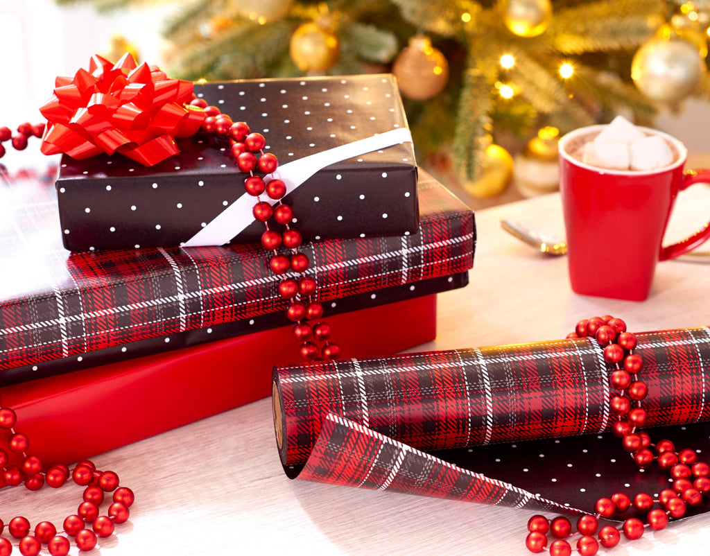 American Greetings Christmas Wrapping Paper, Red and Black Buffalo Plaid Holiday Gift Wrap Set (120 sq.ft., 4 rolls-30 in. x 12 ft., 7 Adhesive Bows, 30 Gift Tag Stickers) Rustic, Snowflakes, Reindeer