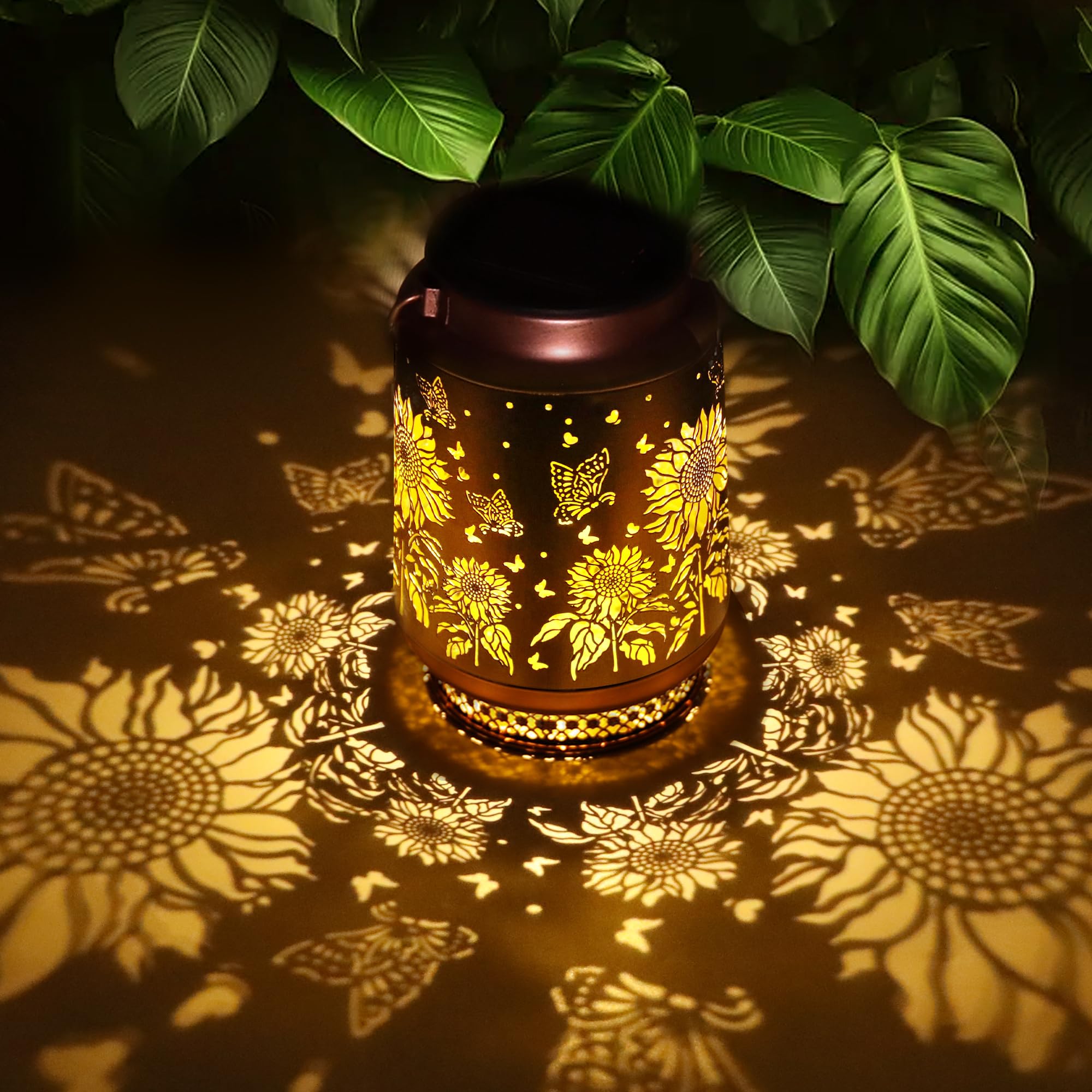 Solar Lanterns Outdoor Waterproof Hummingbird Elegant Garden Decor Birthday Gifts for Women Mom Grandma Sister Metal Hanging Solar Lights Outside Gardening Decorations for Backyard, Patio, Lawn, Porch