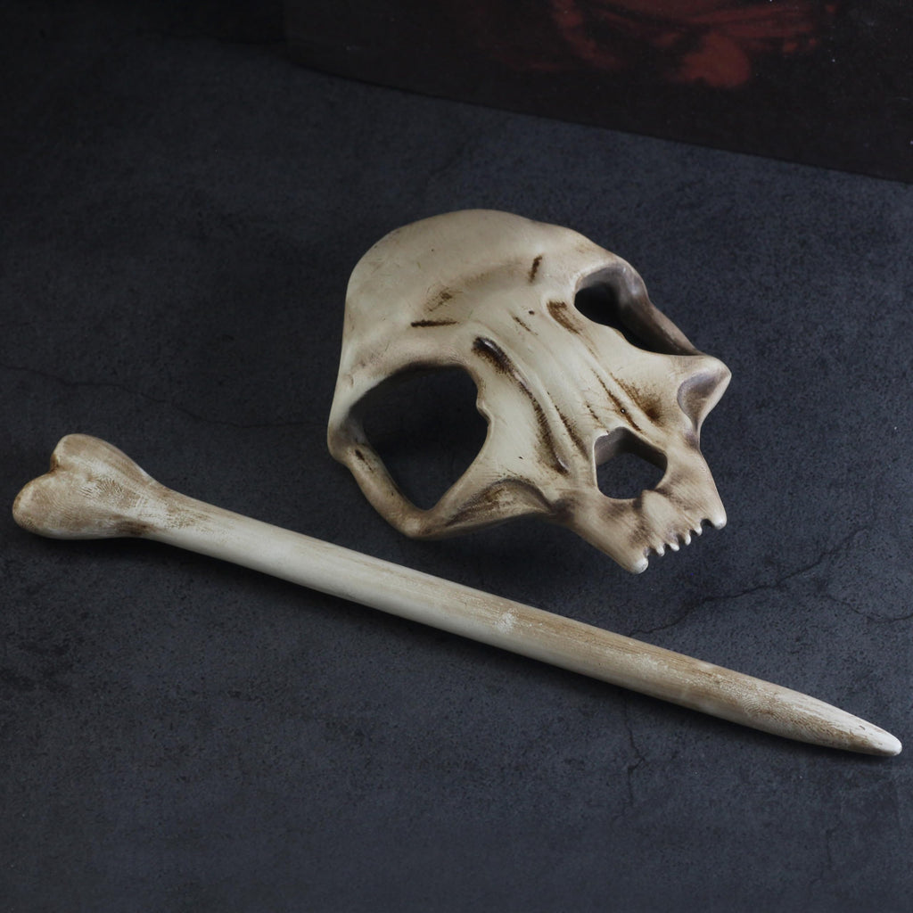 Cat Skull Hair Stick, Gothic Feline Skull Resin Bone Hair Slide Barrette for Women, Cat Skull Hair Clip Halloween Cosplay Witchcore Hairpin, Spooky Updo Holder (1 Piece)
