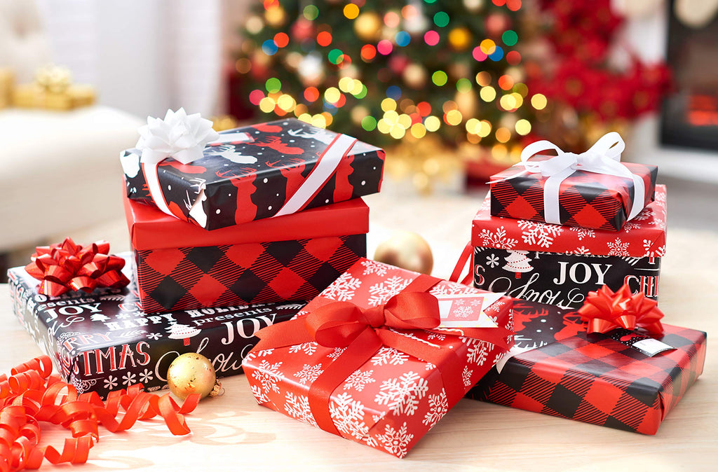 American Greetings Christmas Wrapping Paper, Red and Black Buffalo Plaid Holiday Gift Wrap Set (120 sq.ft., 4 rolls-30 in. x 12 ft., 7 Adhesive Bows, 30 Gift Tag Stickers) Rustic, Snowflakes, Reindeer