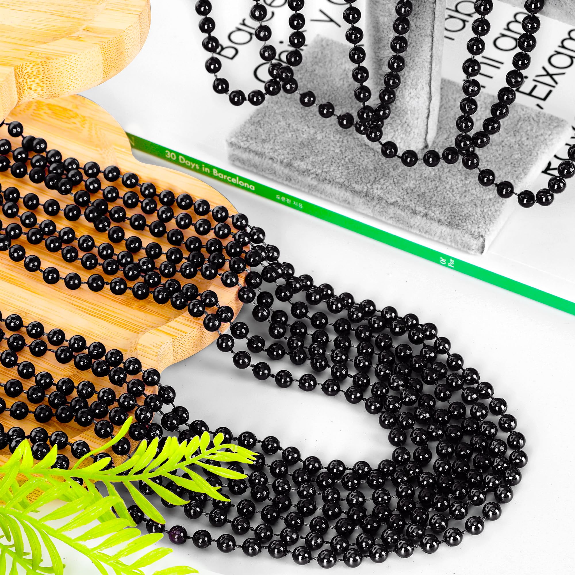 Huskein Mardi Gras Beads, 120 PCS Mardi Gras Accessories, 33 IN Green Bead Necklaces, St Patricks Day Parade Favors Bulk Party Beads Favors for Festival Carnival Decorations