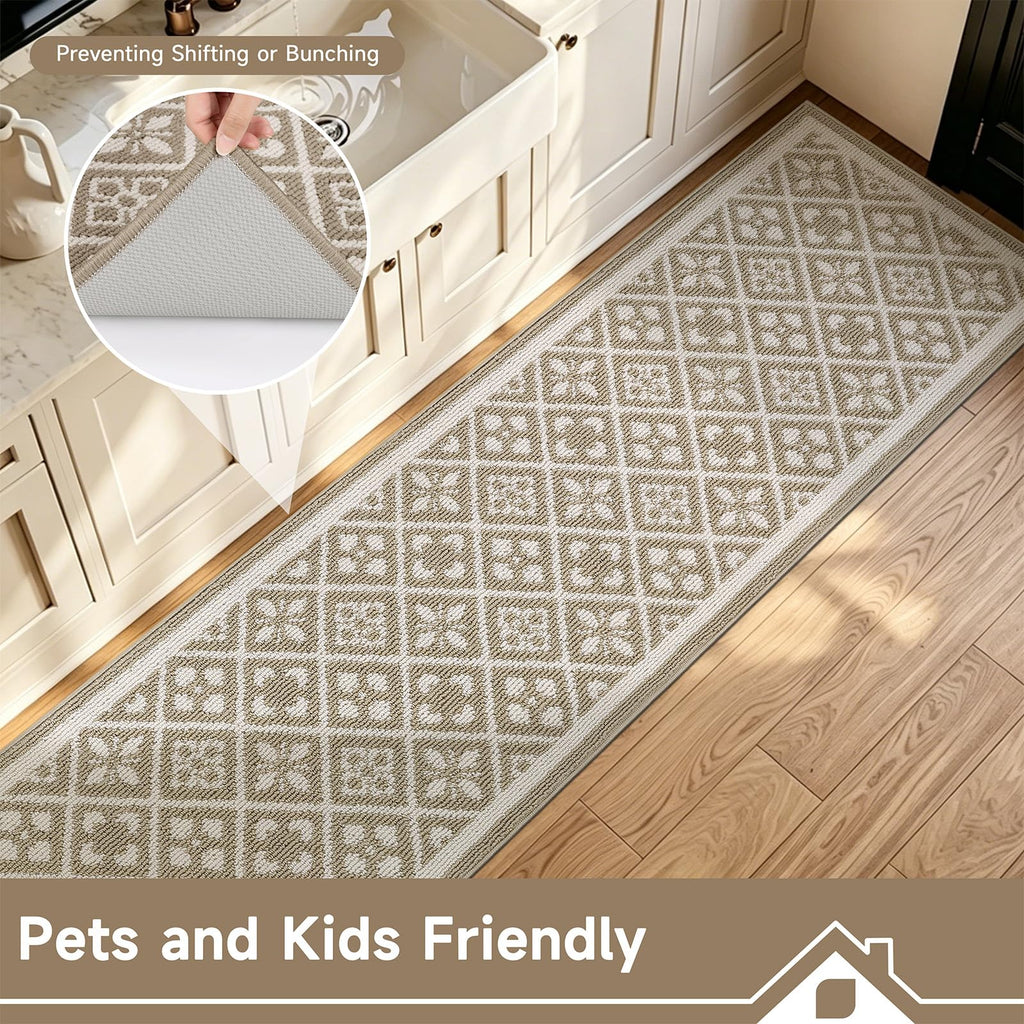 Ileading Christmas Entrance Door Mat, Absorbent Dog Mats for Muddy Paws, Low-Profile Small Red Xmas Decor Kitchen Runner Rug with Non-Slip Backing, Machine Washable Entryway Welcome Mat(Red 24"X36")