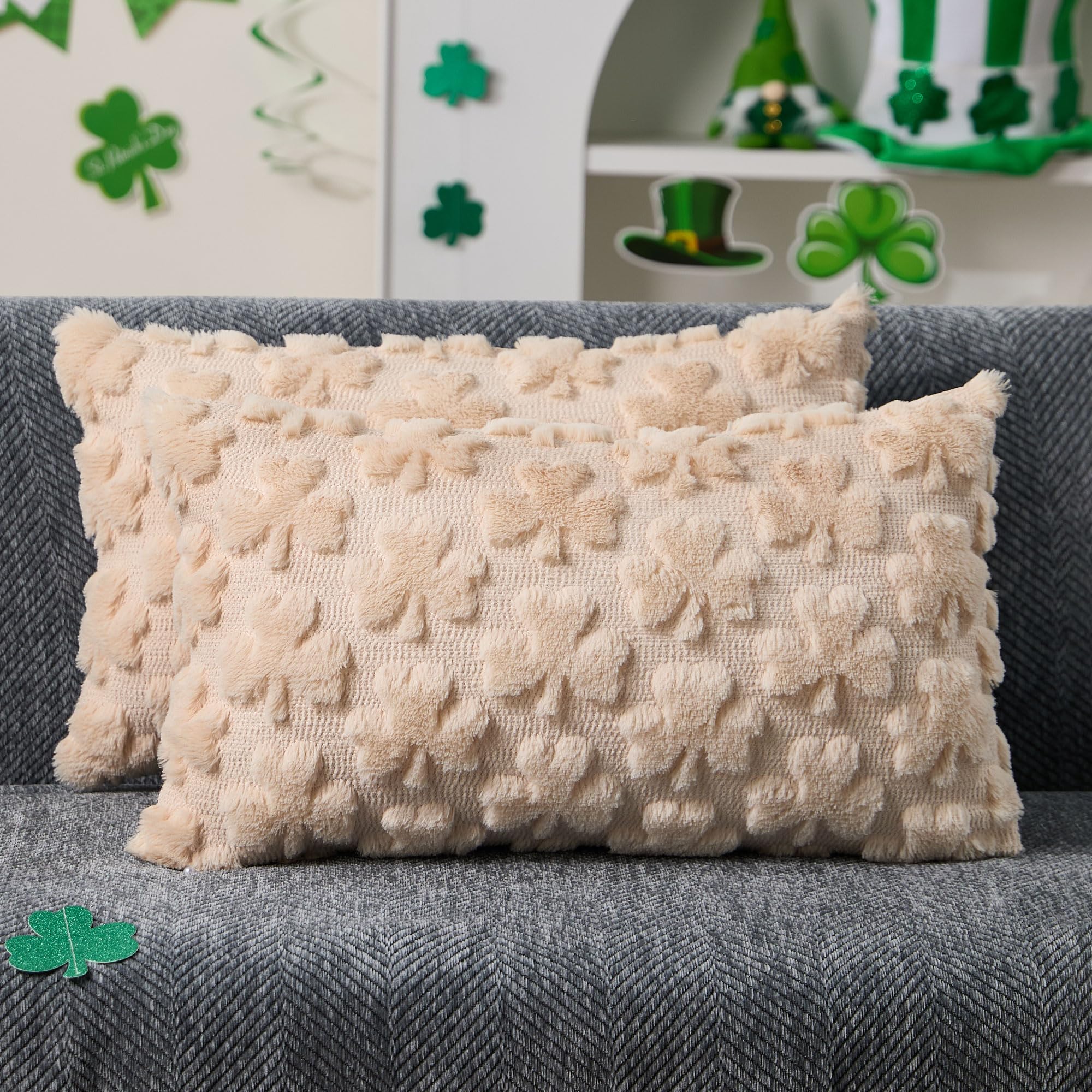 DFXSZ St Patricks Day Pillow Covers 18x18 inch Set of 2 St Patricks Day Decorations Green Shamrock Soft Plush Faux Fur Jacquard Throw Pillows for Bedroom Sofa Holiday Festivals Home Decor PTK021A18